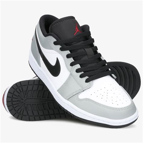 nike jordan low heren|jordan 1 low heels.